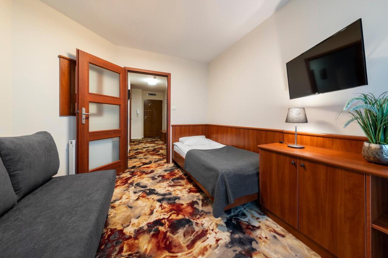 Anker Apartment โควอบเซก ภายนอก รูปภาพ