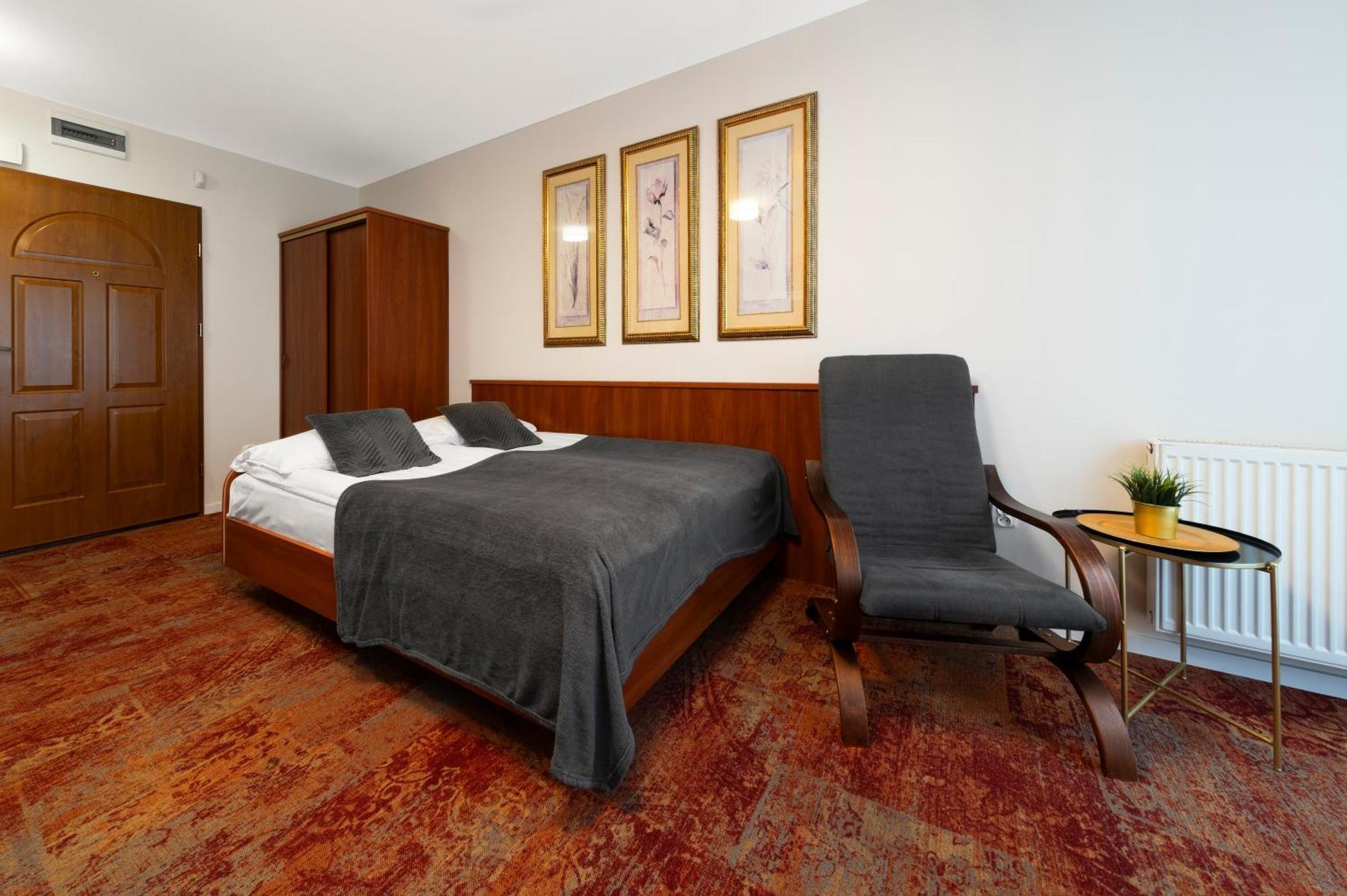 Anker Apartment โควอบเซก ภายนอก รูปภาพ